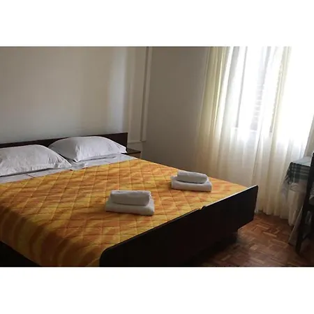 Puhalovic Apartment *