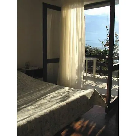 Apartment Puhalovic *