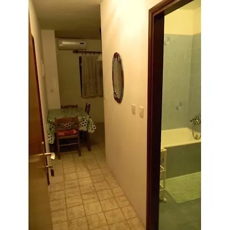 Puhalovic Apartment Zadar